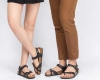 Giày sandal đế trấu xỏ ngón bò Sata22B